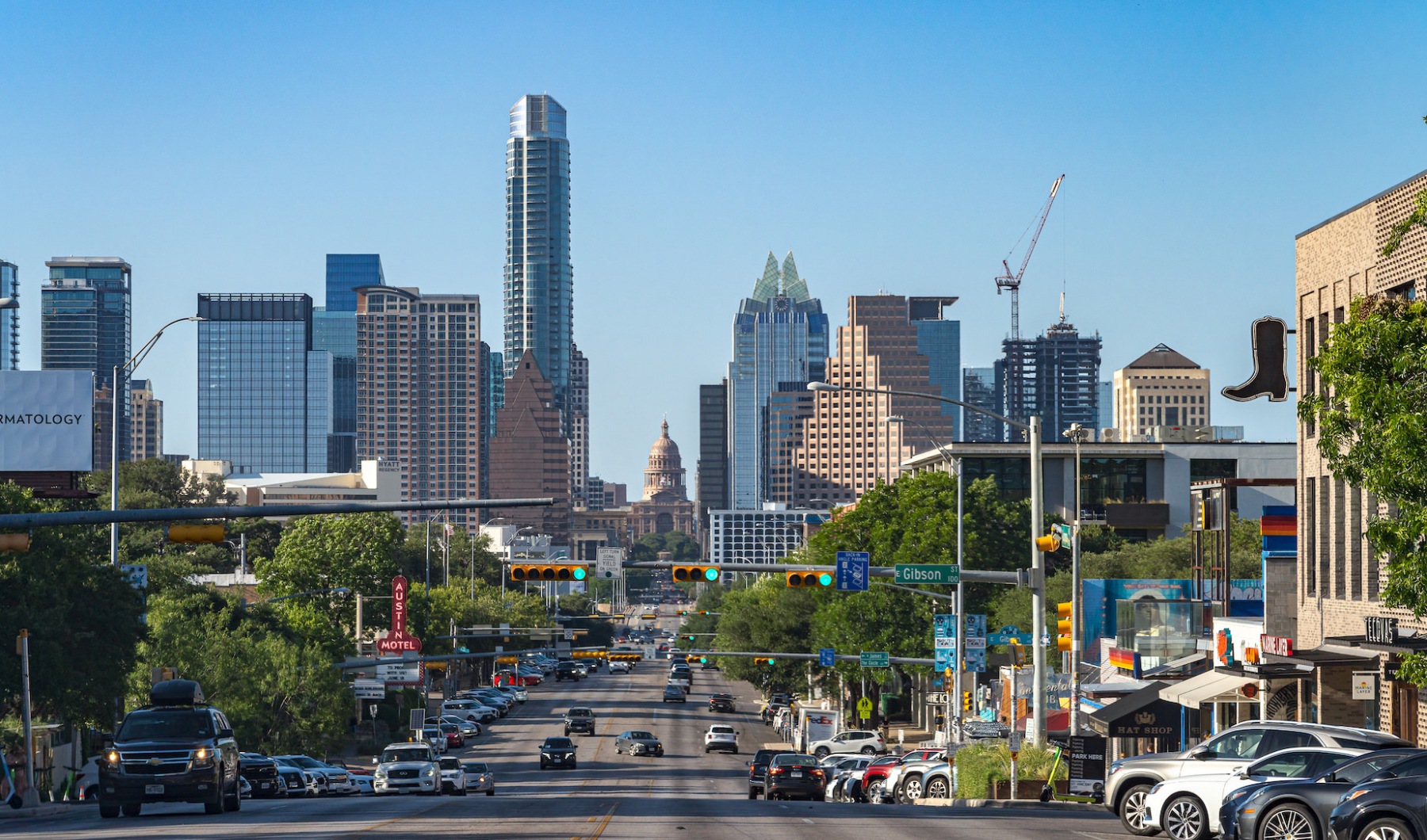 South Congress Apartments Austin, TX The Martingale